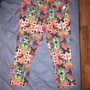 Vogo Athletica Crop Leggings